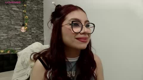 Snapshot of wet_valery chatting on September 15, 1:25 am Valery online show from September 15, 1:25 am