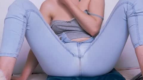 Beatrice Moan from LovenseWet from Tip MenuOpen for Private online show from March 9, 11:30 pm