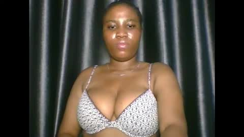 wetfatpussy_ online show from October 14, 9:39 pm