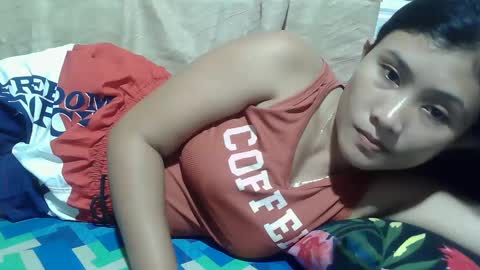 Snapshot of wettyhottie69 chatting on February 2, 9:08 am wettyhottie69 online show from February 2, 9:08 am