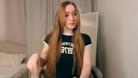 white_bueno online show from May 22, 4:43 am