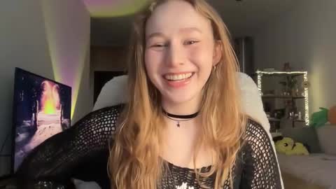 Alisa online show from September 27, 7:15 am