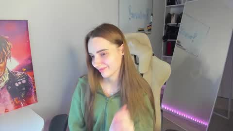 Snapshot of whole_eternity chatting on December 31, 5:51 pm Abby online show from December 31, 5:51 pm