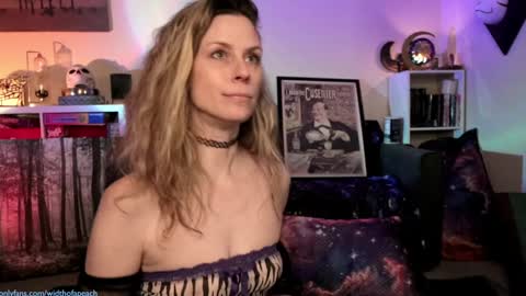 Gretchen online show from February 5, 3:45 am