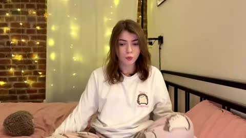 Lina online show from December 21, 5:50 pm