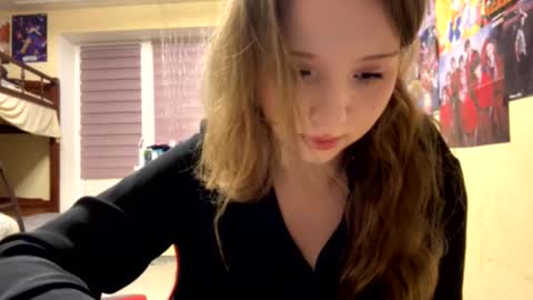 Olivia online show from February 11, 3:13 pm