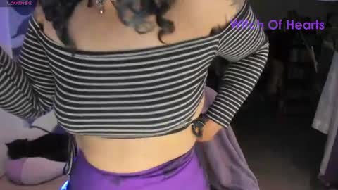     Luna Violeta  A r t i s t  online show from July 23, 1:18 am