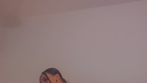 Amalia online show from February 7, 4:35 pm