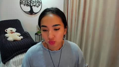 Snapshot of worldofkim chatting on September 20, 7:17 am dudetta Kim online show from September 20, 7:17 am