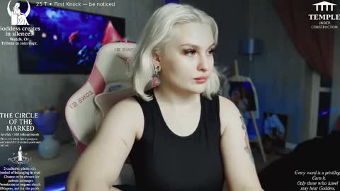 Snapshot of wounded_goddess chatting on October 19, 5:15 pm Goddess Sophy online show from October 19, 5:15 pm