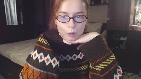 Rebecy online show from December 21, 2:43 pm