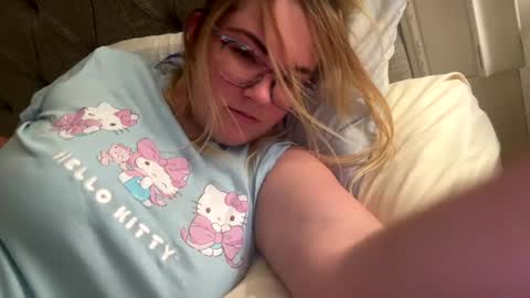 Mariah  online show from September 12, 7:18 am