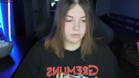 LOVE NERDS ONLY online show from October 16, 3:20 am