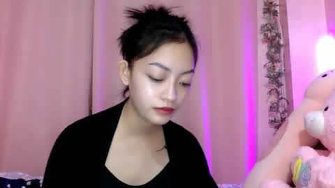 Sachi Cy online show from February 6, 1:27 am