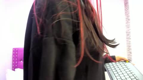 Xime  online show from November 9, 11:11 pm