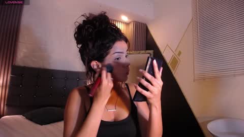 Mia Vega online show from December 2, 8:09 pm