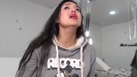 ximena suarez online show from February 27, 4:20 am