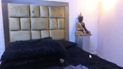 ximena online show from March 4, 8:57 am