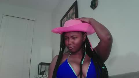 Ximora online show from December 4, 9:11 am