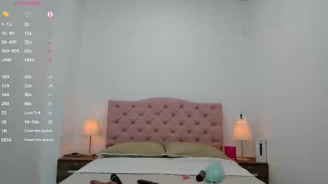 Snapshot of xiomy_gomez chatting on October 17, 11:46 am Xiomy online show from October 17, 11:46 am