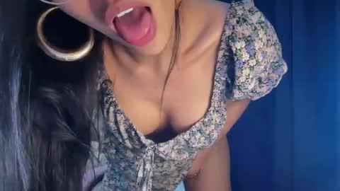 Sweet Monica online show from February 27, 10:15 am