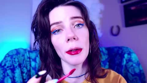 Bella Bondai online show from February 14, 6:04 am