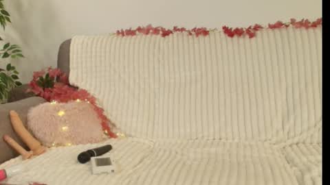 Cherry online show from September 27, 5:03 am