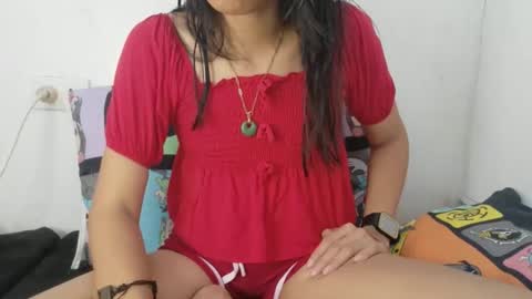 xxsweetlovelypinayxx online show from January 11, 4:06 am