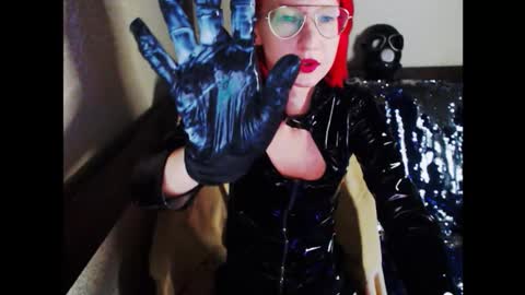 Andariel online show from December 13, 10:55 pm