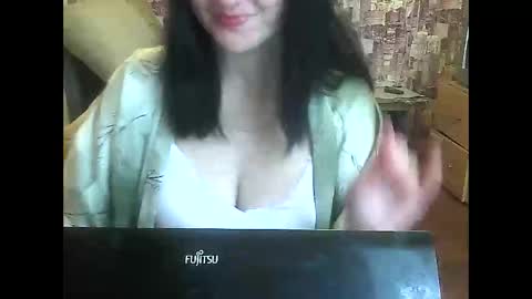Snapshot of yanafiesta chatting on October 16, 1:25 pm yanafiesta online show from October 16, 1:25 pm
