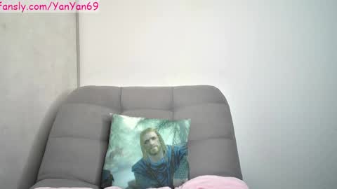 Snapshot of yandere69 chatting on September 28, 4:56 pm Sam online show from September 28, 4:56 pm