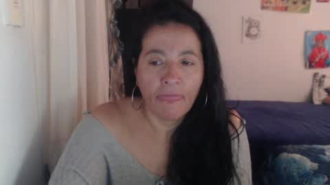 yasmin_love85 online show from June 25, 2:07 pm