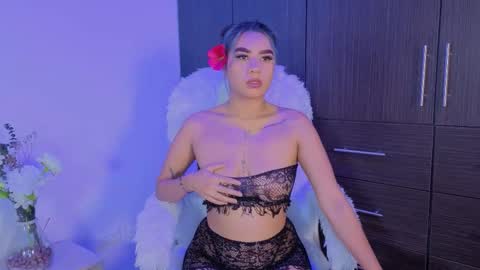Snapshot of yeli_amber3 chatting on September 11, 8:58 am Yeli Amber online show from September 11, 8:58 am