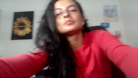 Snapshot of yemaya_28 chatting on October 18, 7:44 am Yemaya 28 online show from October 18, 7:44 am