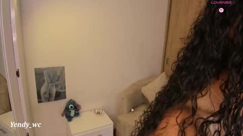 yendy_wc online show from February 4, 2:20 pm