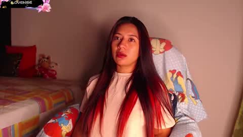 Snapshot of yes2802 chatting on September 18, 4:16 pm Yesi online show from September 18, 4:16 pm