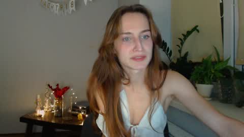 Zoe online show from December 4, 9:24 pm