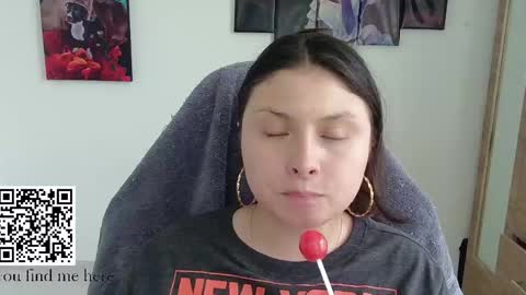 yessica_gomez01 online show from March 23, 7:31 pm