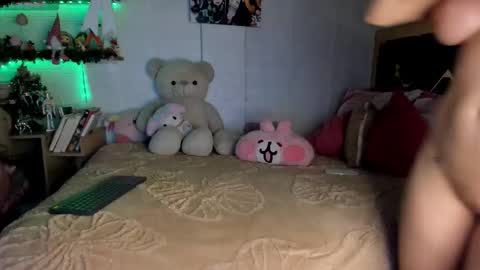 lucy online show from November 23, 6:27 am