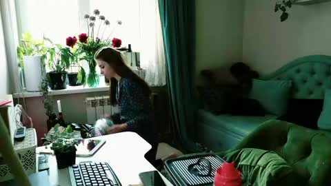 yoka_paradoxxx online show from June 3, 2:44 pm