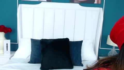 Snapshot of yommi_winx chatting on January 18, 9:55 pm Yommi Winx online show from January 18, 9:55 pm