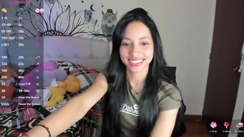 mia3 online show from November 17, 10:54 pm