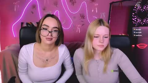 your bunny12 online show from April 17, 7:27 pm