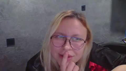 your_catx online show from December 17, 8:46 pm