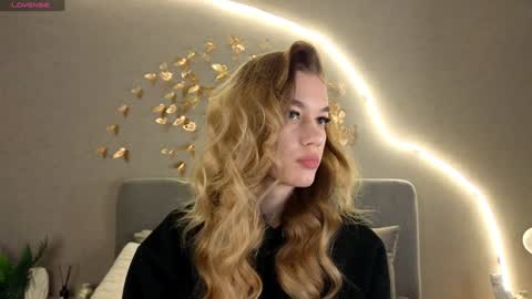 Snapshot of your_misstress chatting on February 1, 2:58 am Jessica Loyd online show from February 1, 2:58 am