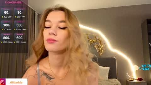 Snapshot of your_misstress chatting on January 5, 8:43 am Jessica Loyd online show from January 5, 8:43 am