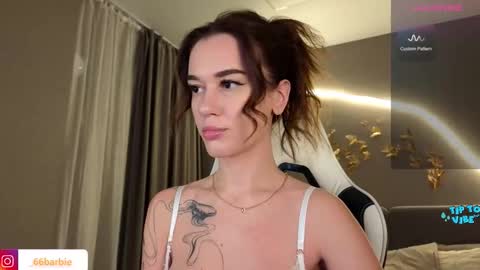 Snapshot of your_misstress chatting on September 25, 2:32 am Jessica Loyd online show from September 25, 2:32 am