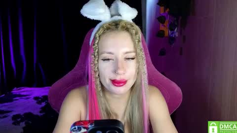 Alice  online show from October 15, 1:19 am