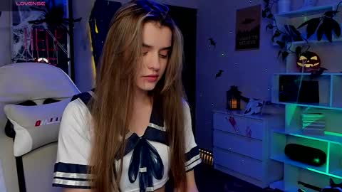 Anikka online show from October 27, 8:03 pm