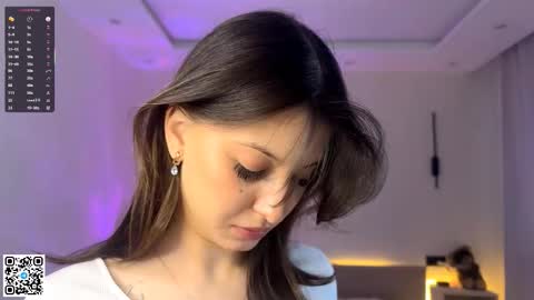 Emilia online show from February 28, 8:25 am